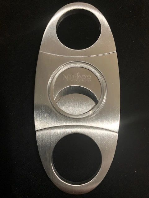 LEATHER CIGAR HOLDER WITH CUTTER (HOLDS 2 CIGARS)